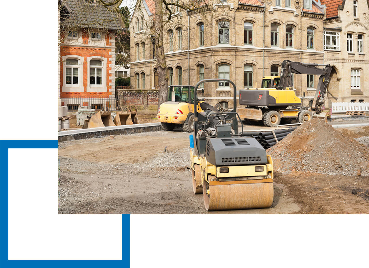 Betriebshaftpflicht Tiefbau Straßenbau mit Baggern und Walzen